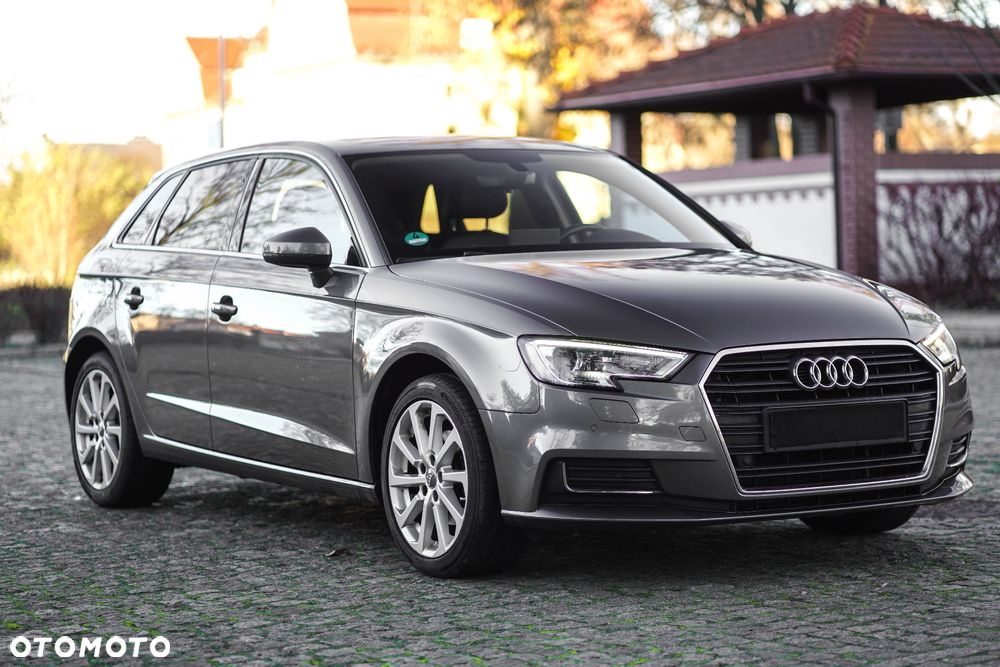 Audi A3 Sportback 2.0 TDI (clean diesel) Attraction - 1