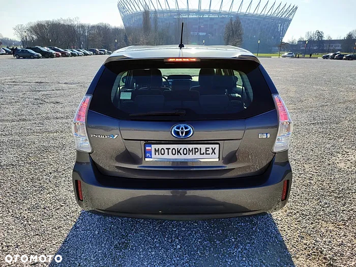 Toyota Prius+ - 10