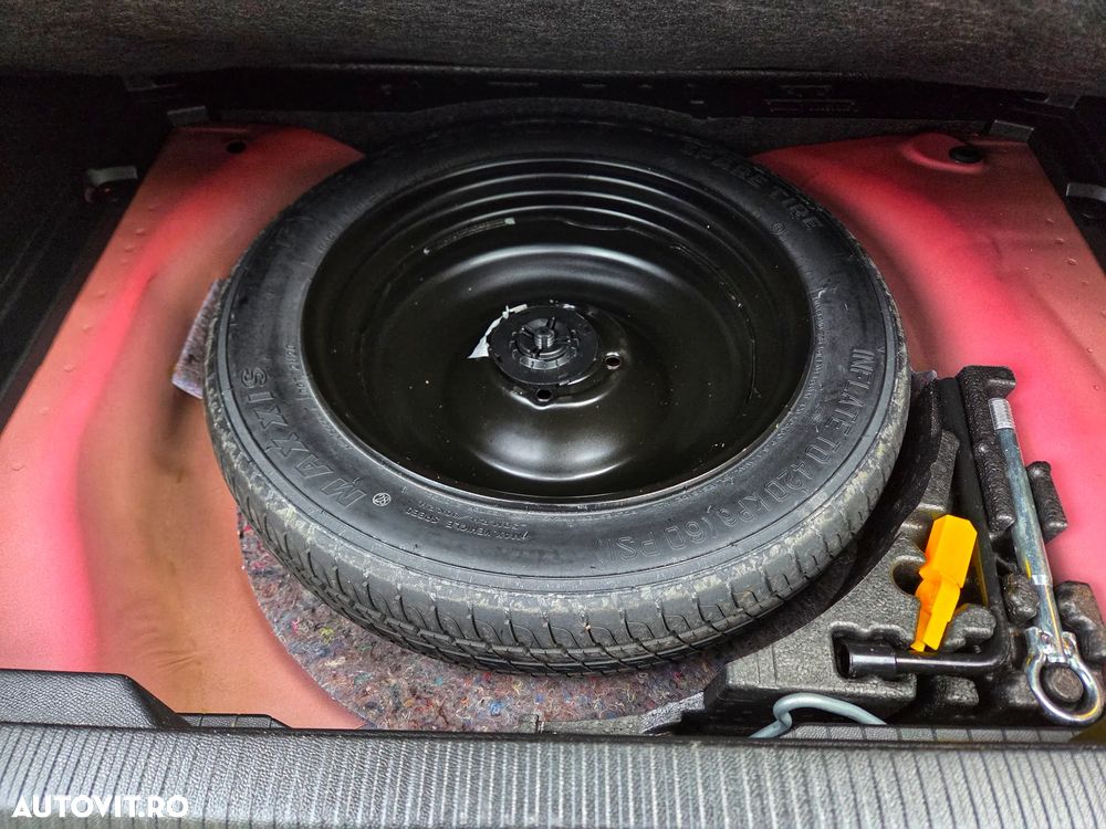 Peugeot 2008 1.5 BlueHDI 130 S&S EAT8 GT - 33