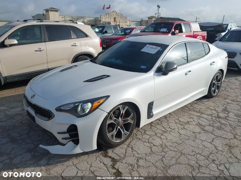Kia Stinger 2.0 T-GDI GT Line - 1