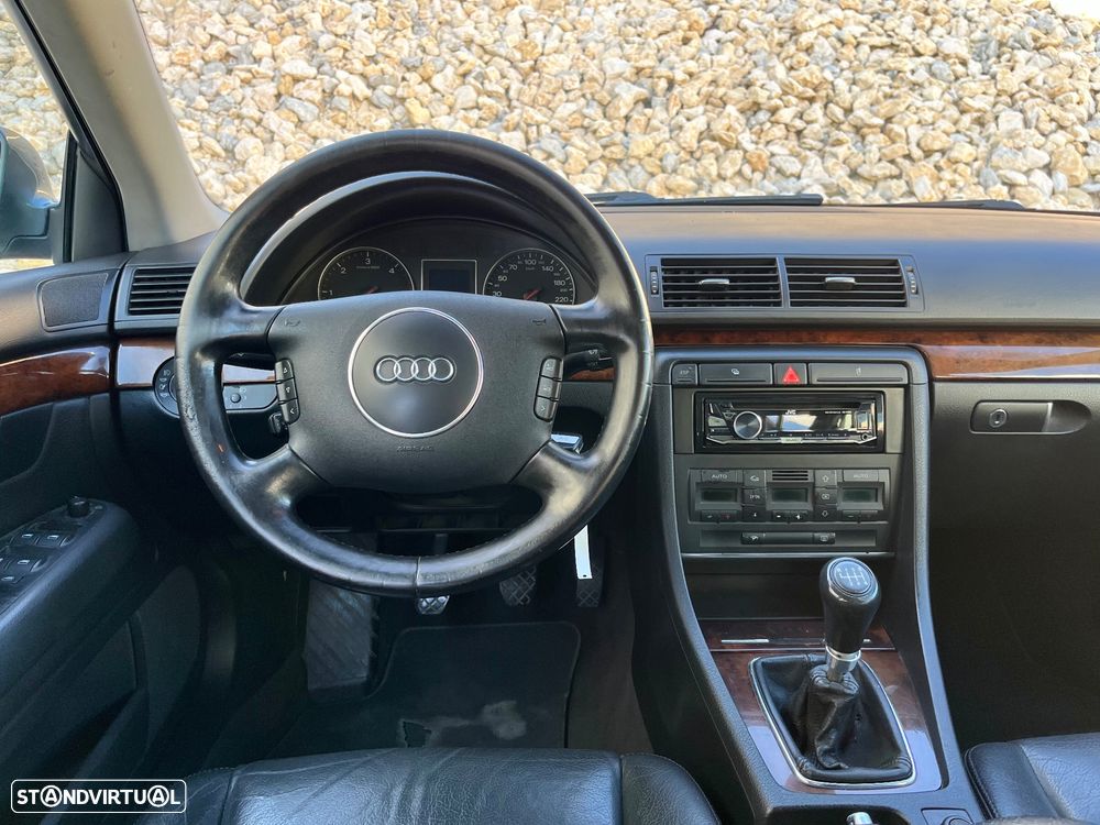 Audi A4 1.9 TDI m6 Sport - 7