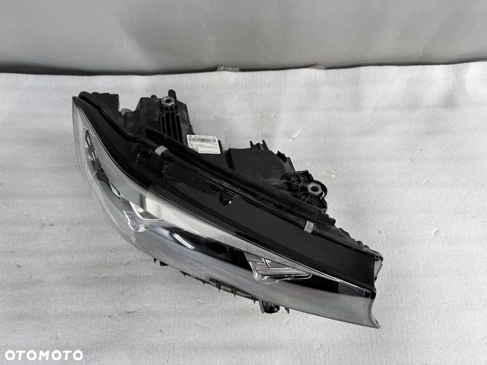 Reflektor lampa przednia  prawa BMW 3 G20 G21 5A1DB3802 - 3