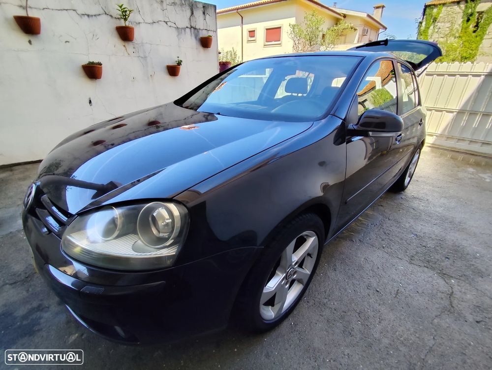 VW Golf 2.0 TDi Confortline - 3