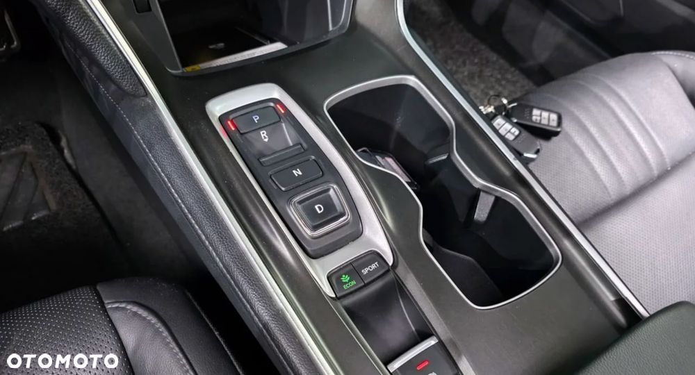 Honda Accord - 8