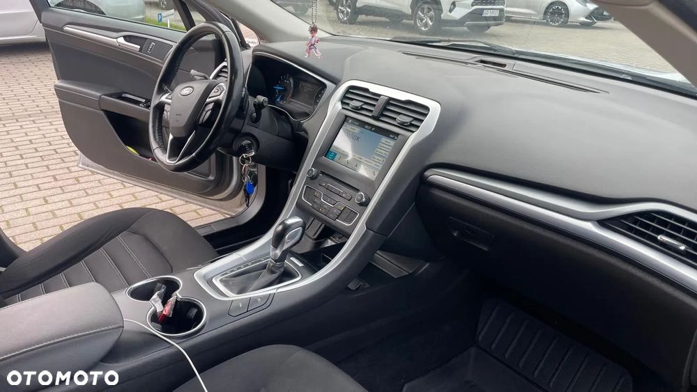 Ford Mondeo 2.0 TDCi Ambiente PowerShift - 15