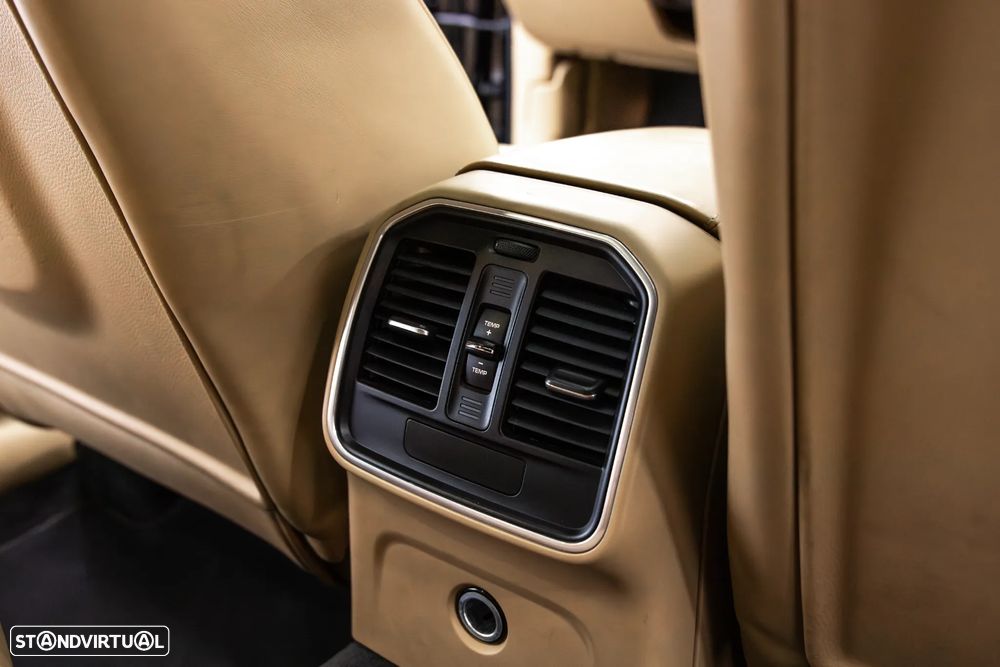 Porsche Macan S - 16