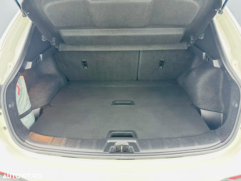 Nissan Qashqai 1.2 DIG-T TEKNA - 21