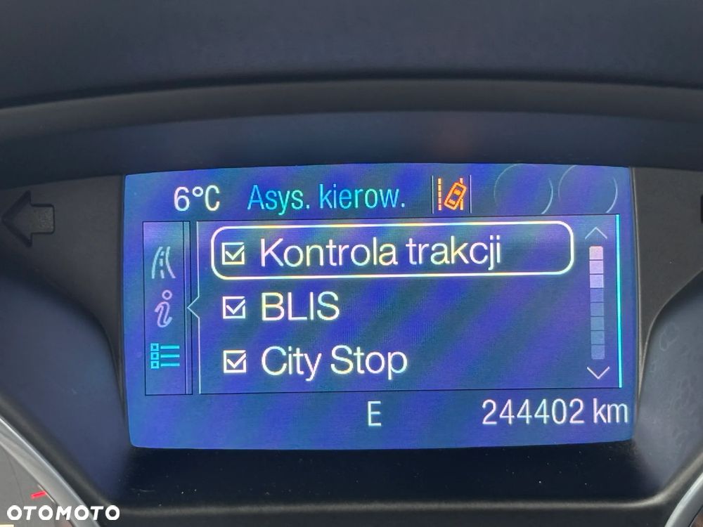 Ford Kuga 2.0 TDCi 4x4 Titanium - 22