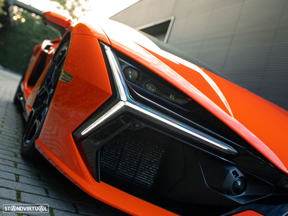 Lamborghini Revuelto Standard - 7