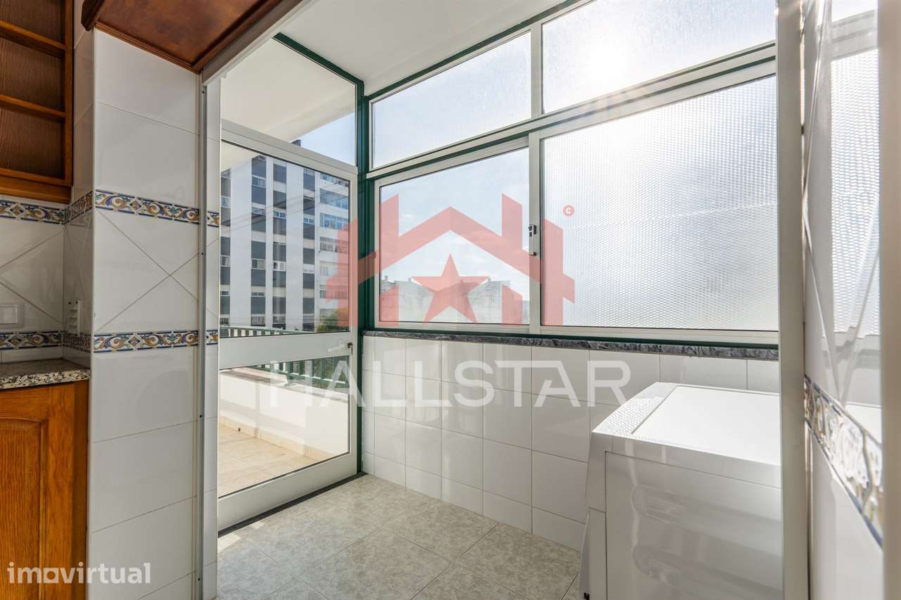 Apartamento T1 / Garagem Box / Quinta da Alçada - Grande imagem: 5/21