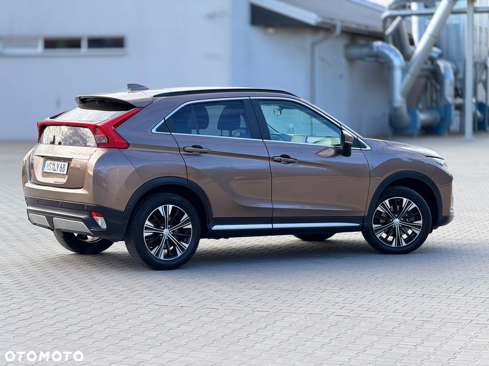 Mitsubishi Eclipse Cross 1.5 T-MIVEC CVT 4WD Spirit+ - 5