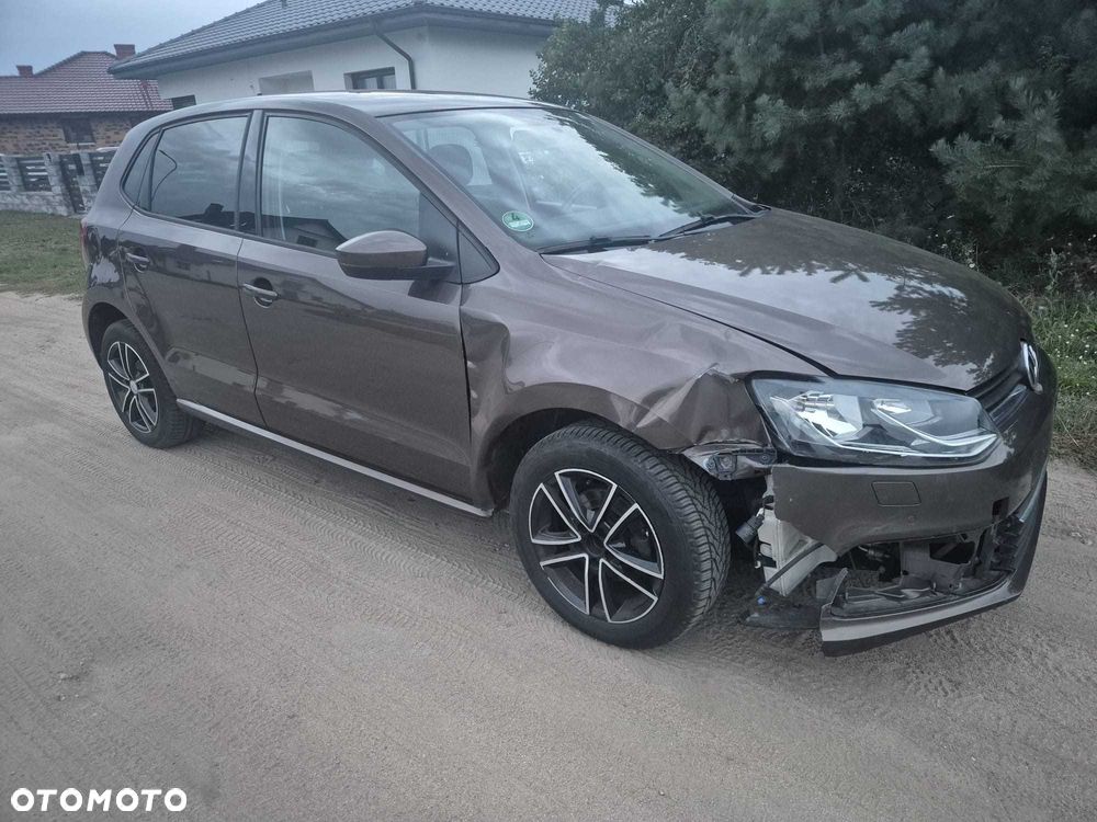 Volkswagen Polo - 2
