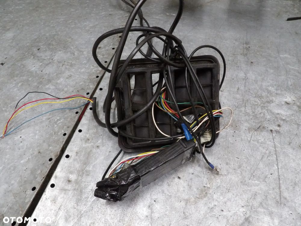 JEEP GRAND CHEROKEE WK2 HAK HOLOWNICZY - 9