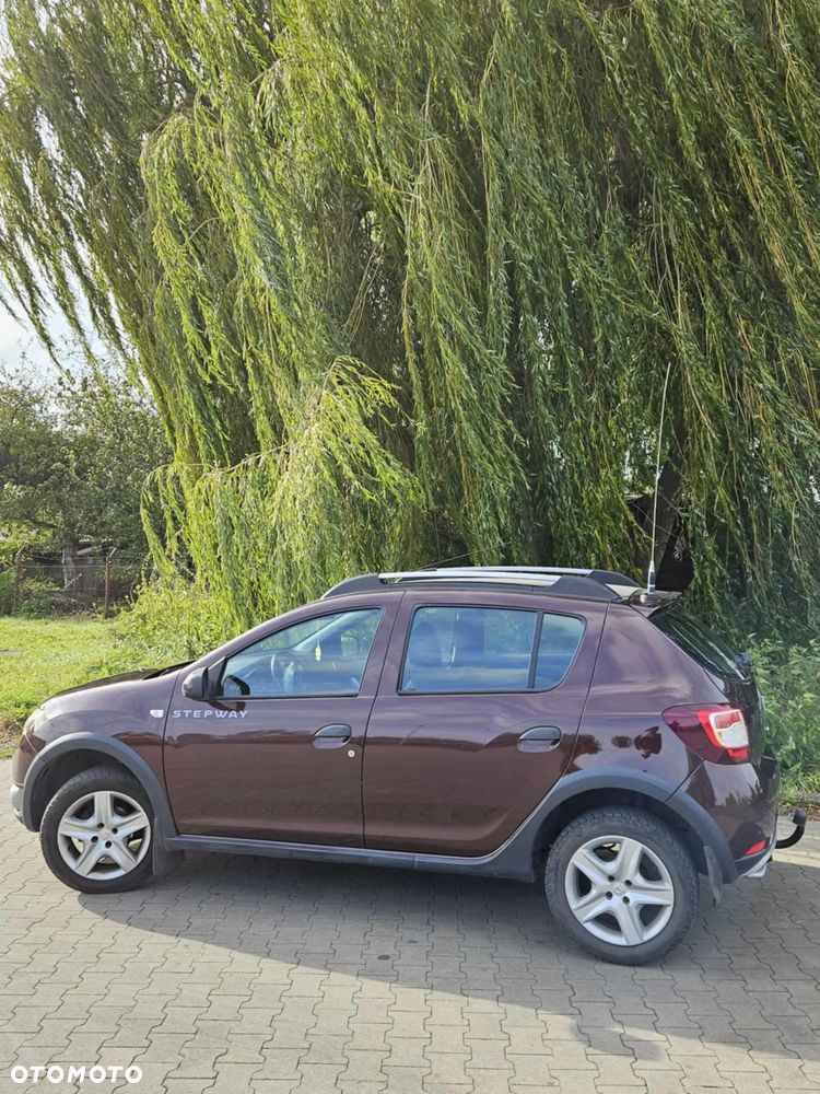 Dacia Sandero 0.9 TCe Laureate - 4