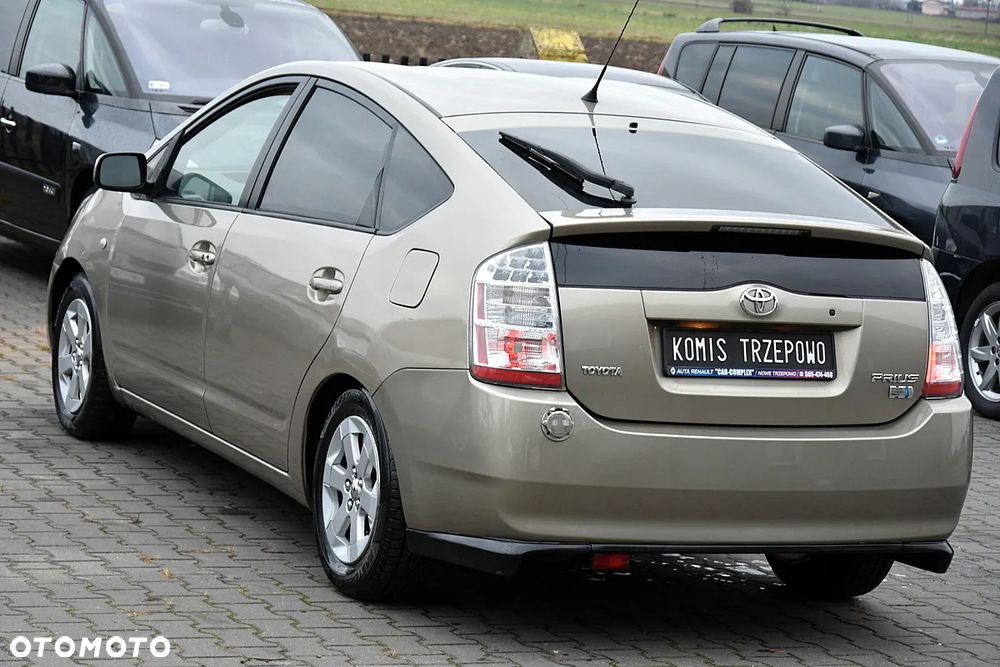 Toyota Prius 1.5 VVT-i Prestige - 9
