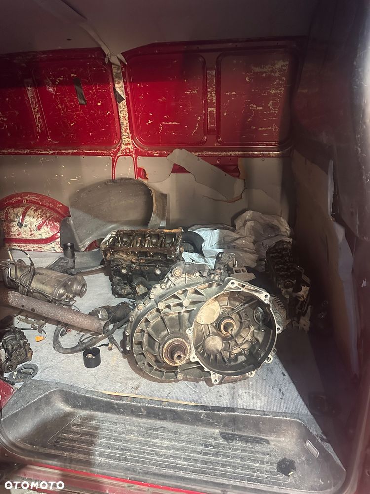 Volkswagen Transporter - 14