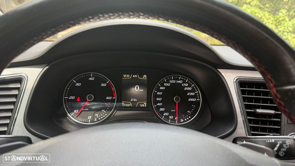 SEAT Leon ST 2.0 TDI DSG FR - 14