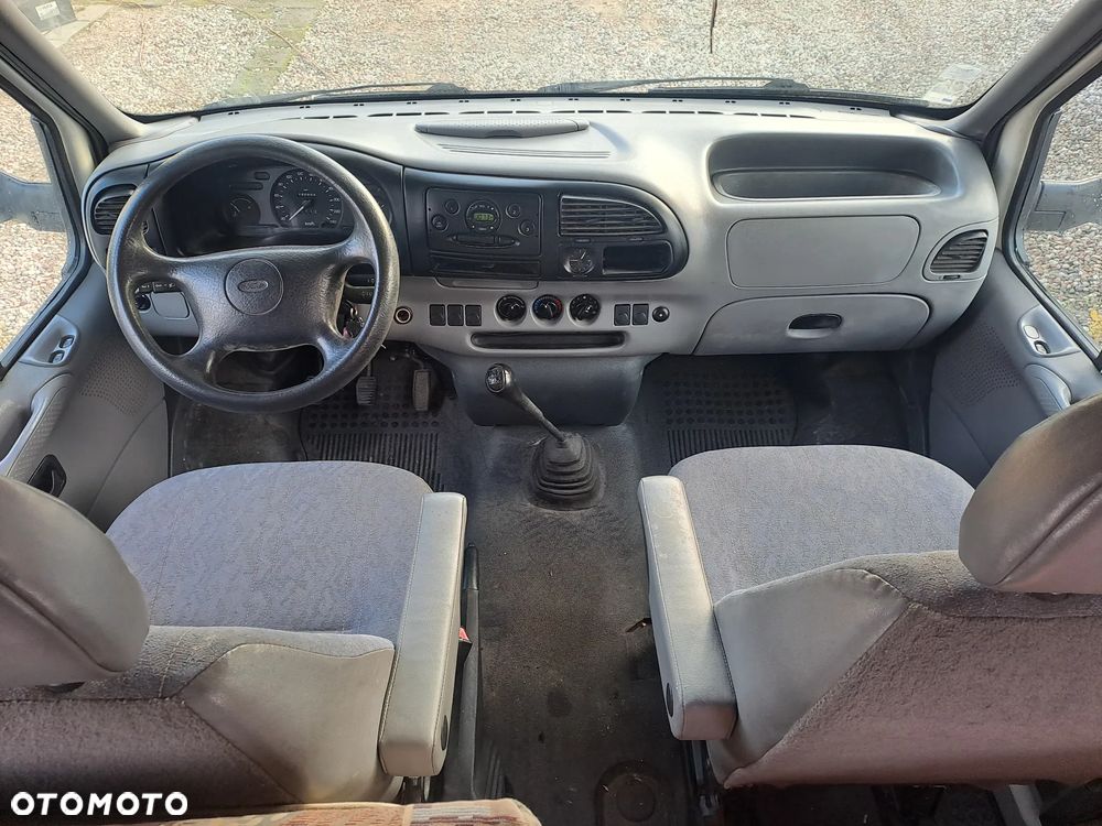 Ford Transit - 20