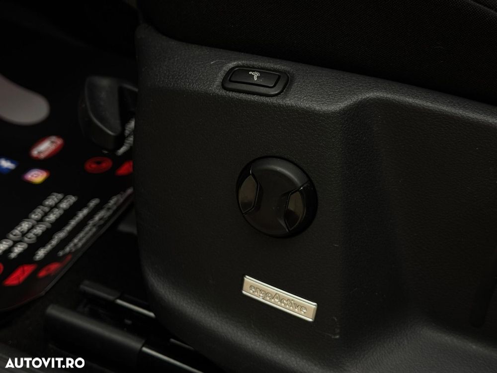 Volkswagen Golf Sportsvan - 19