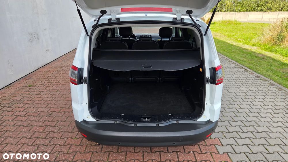 Ford S-Max 2.0 TDCi DPF Titanium - 17