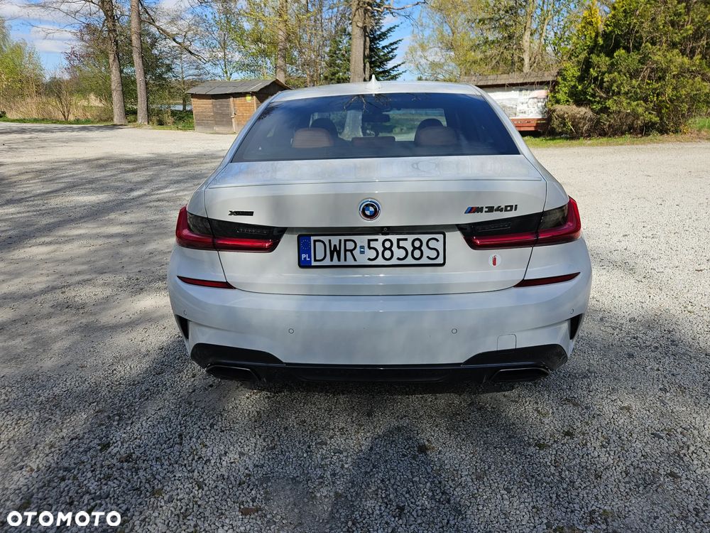 BMW Seria 3 M340i xDrive - 31