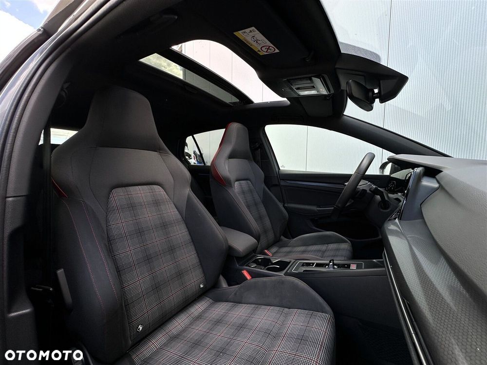 Volkswagen Golf VIII 2.0 TSI GTI DSG - 30