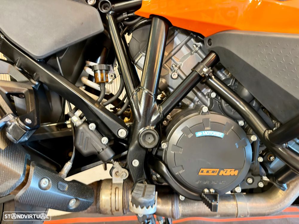 KTM 1290 Super Adventure - 11