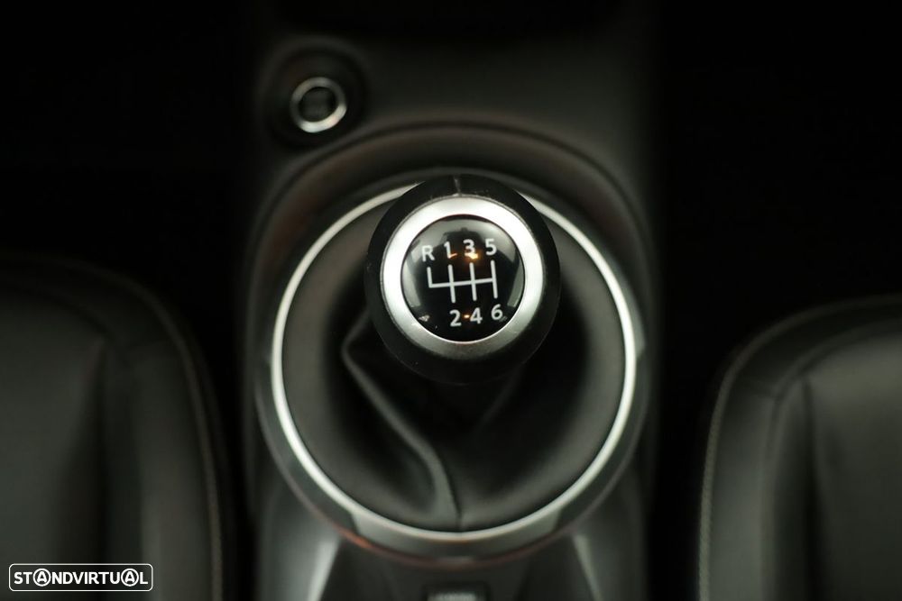 Nissan Juke 1.0 DIG-T Tekna - 13