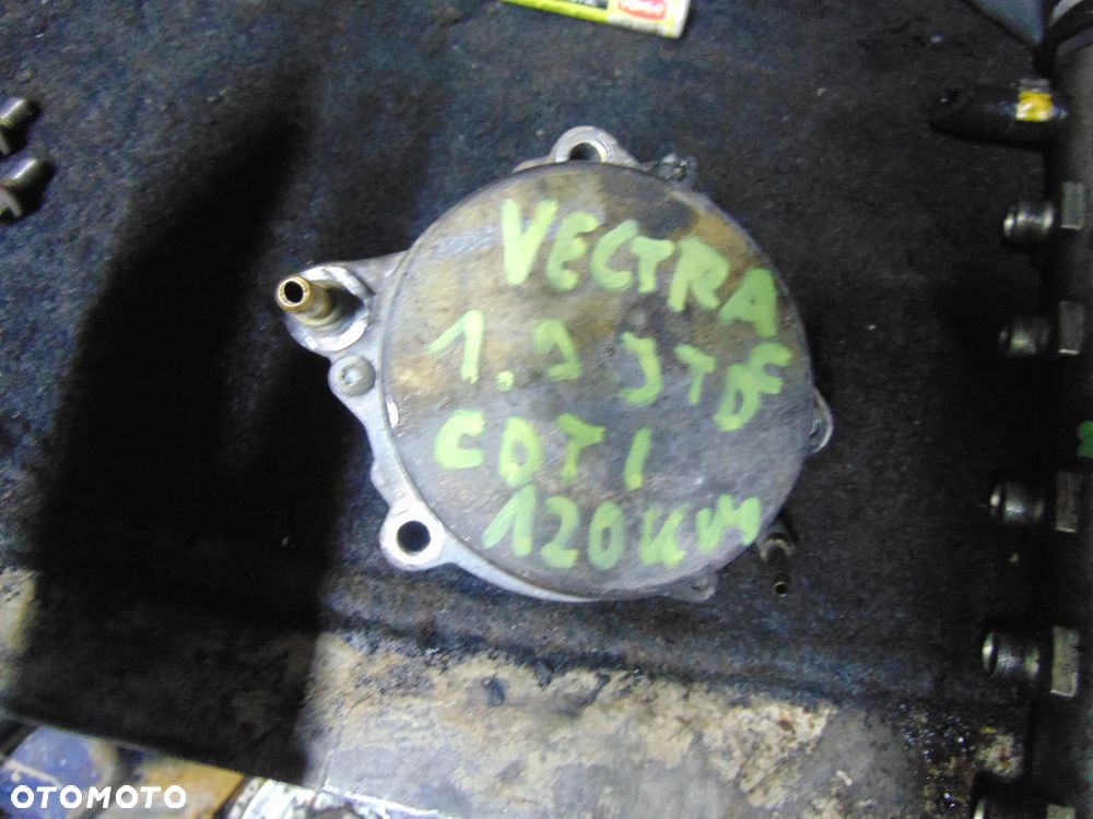 Vacum pompa Vectra C 1,9 CDTI 120 km