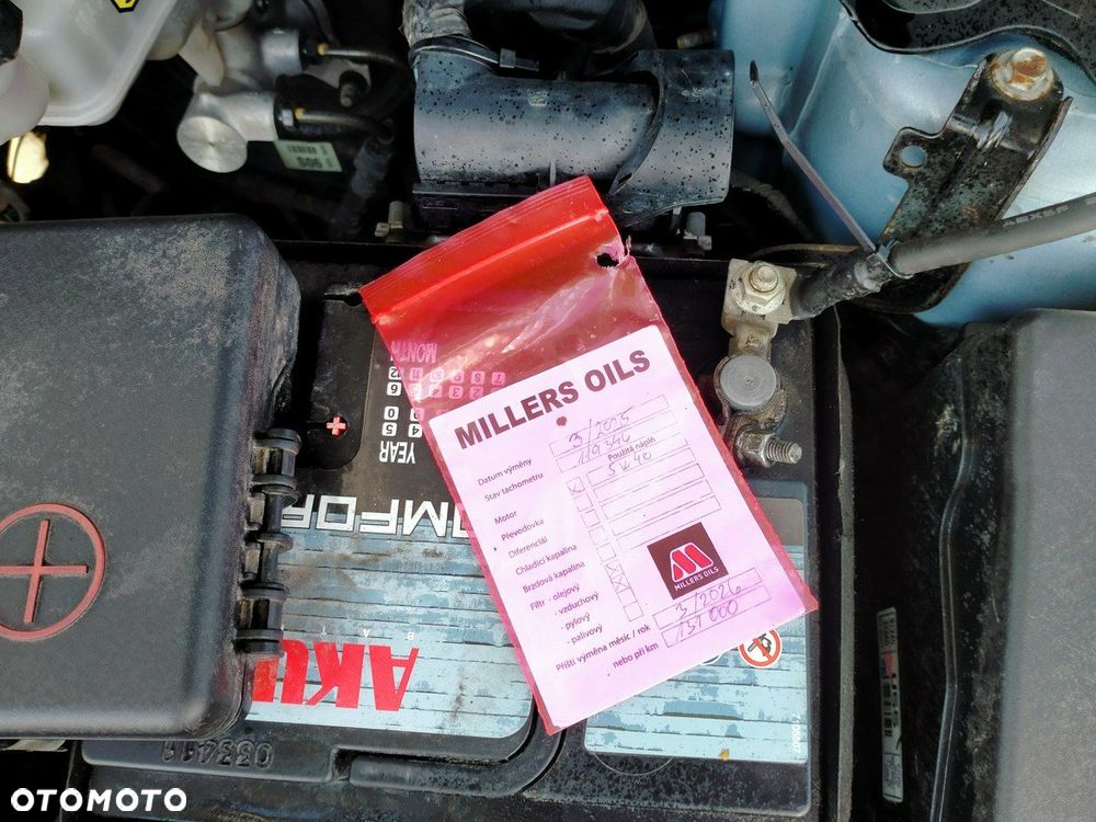 Hyundai Elantra - 31