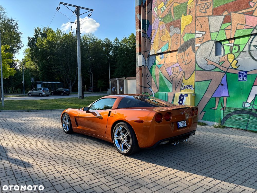 Chevrolet Corvette - 3