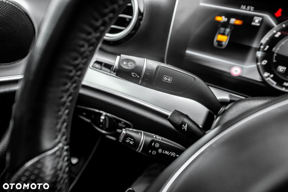 Mercedes-Benz Klasa E 250 9G-TRONIC Avantgarde - 18
