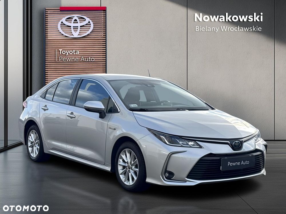 Toyota Corolla 1.8 Hybrid Comfort - 24