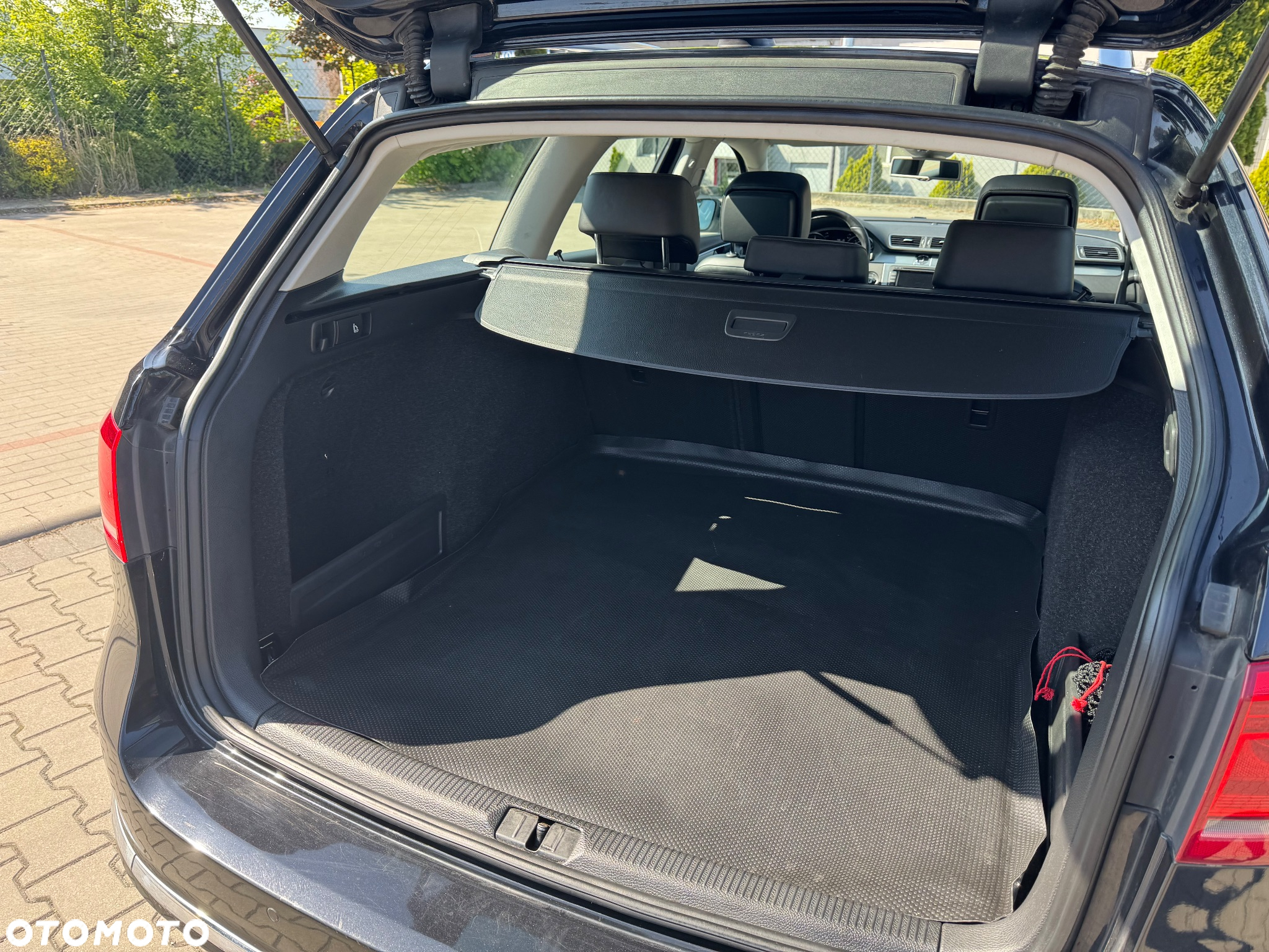 Volkswagen Passat Variant 2.0 TDI DSG BlueMotion Technology Highline - 26