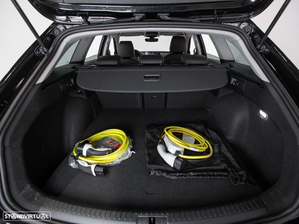 SEAT Leon ST 1.4 e-Hybrid FR DSG - 12