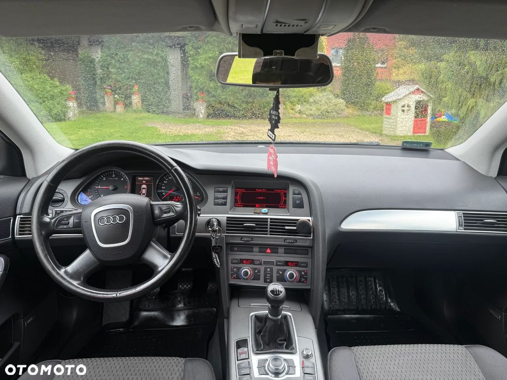 Audi A6 - 6