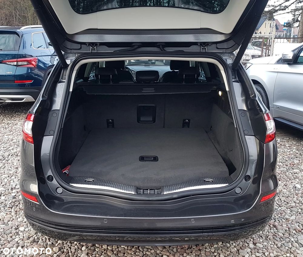 Ford Mondeo 2.0 TDCi Titanium - 38