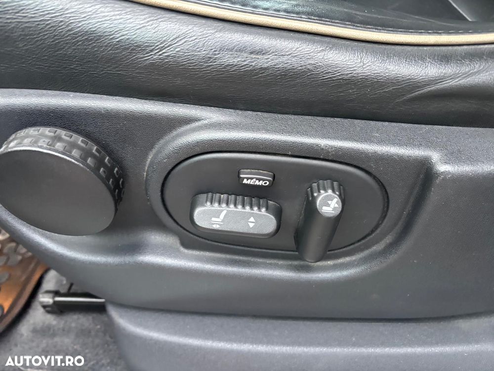 Renault Espace 2.0 dCi FAP Initiale - 21