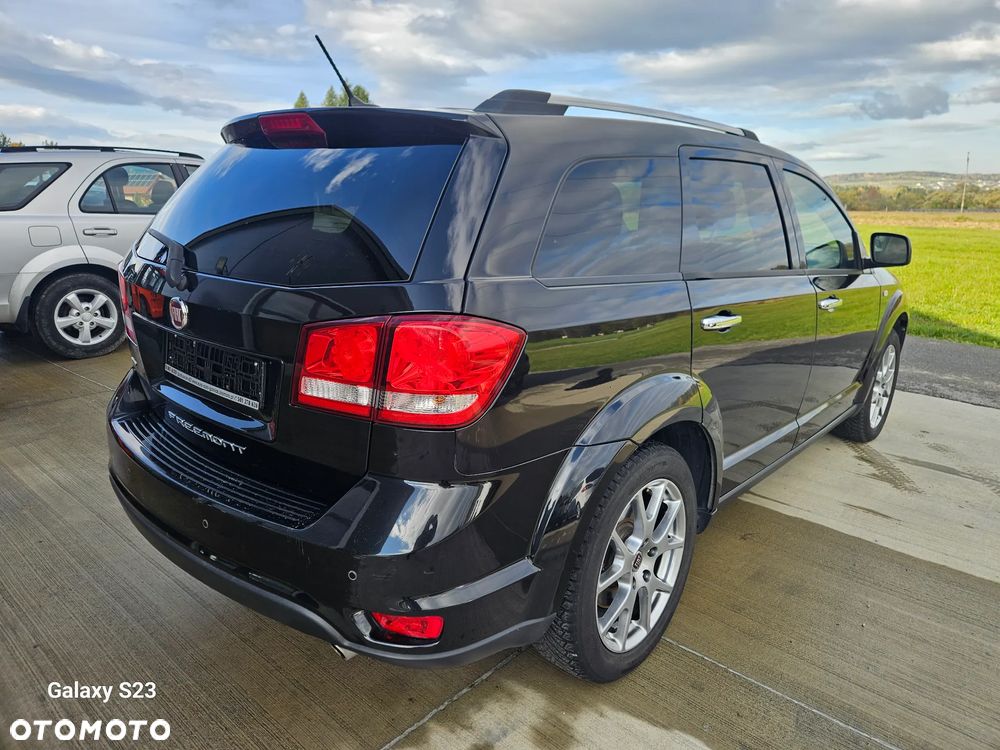 Fiat Freemont 2.0 Multijet Black Code AWD - 4