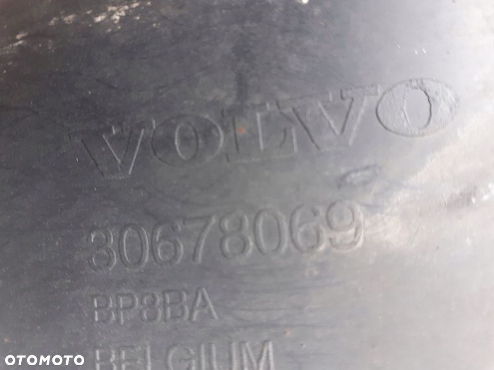 Zderzak tylny Volvo V50 2004-07r. 30678066. - 6
