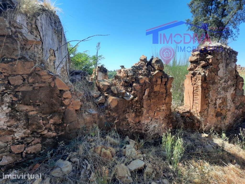 Terreno com ruina e água, em Graça, Pedrógão Grande - Grande imagem: 5/20