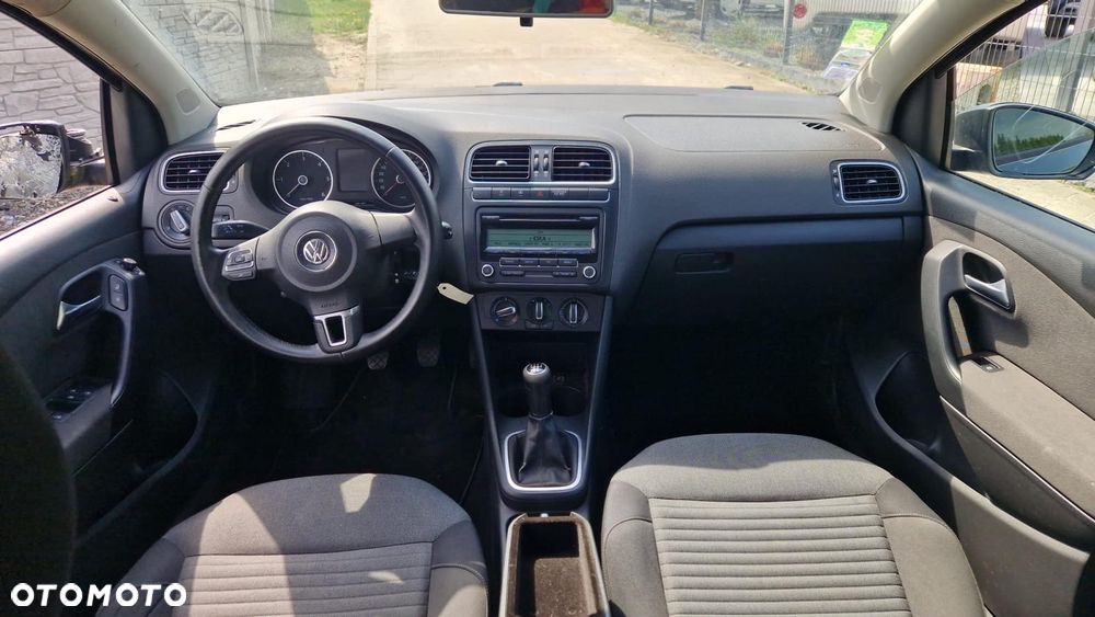 Volkswagen Polo 1.6 TDI Blue Motion Style - 5