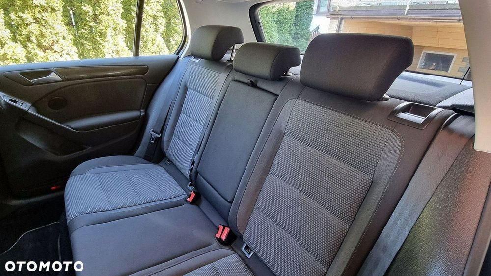 Volkswagen Golf - 19