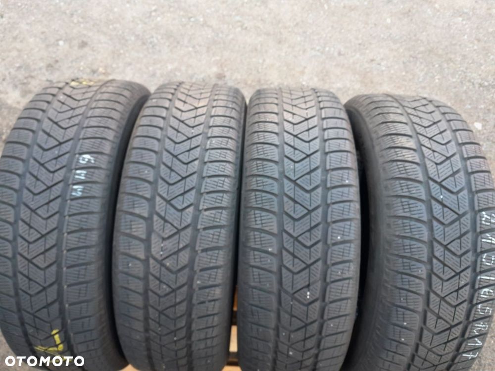215/65R17 99H PIRELLI , komplet opon zimowych.