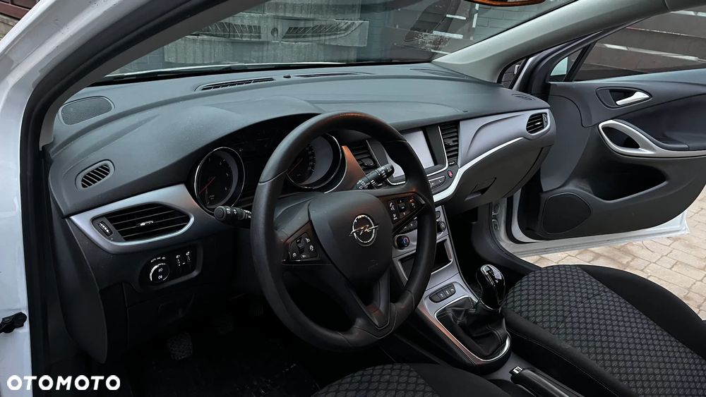 Opel Astra 1.5 D Start/Stop Business Edition - 9