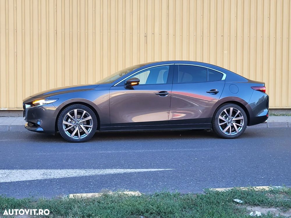 Mazda 3 G150 MHEV Plus - 1