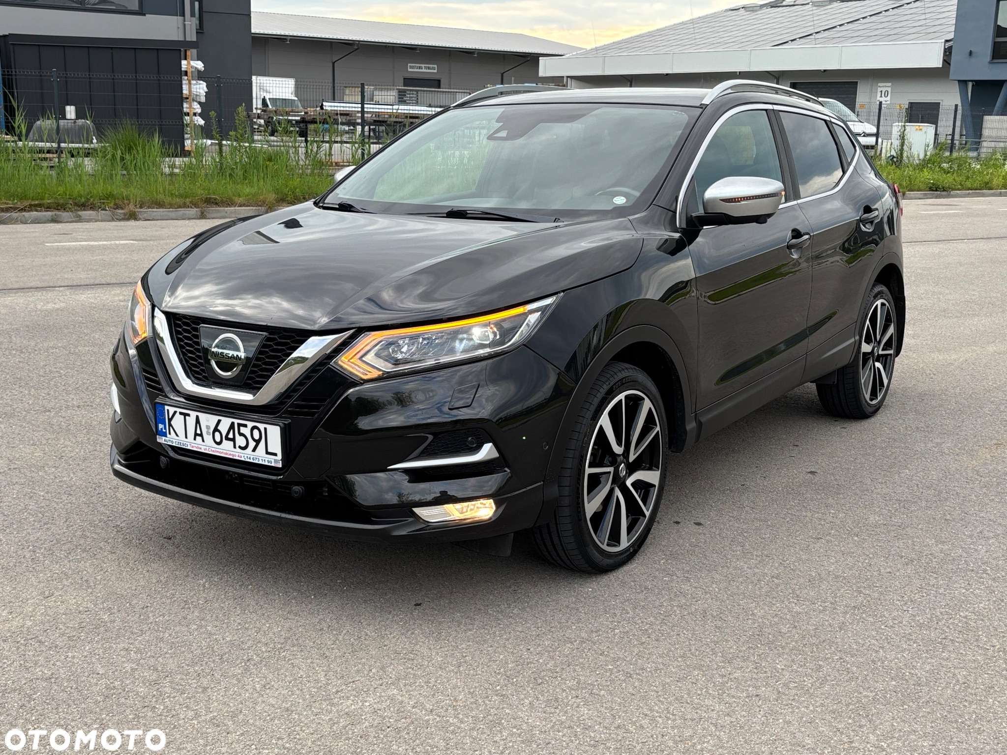 Nissan Qashqai 1.6 dCi Xtronic TEKNA - 2