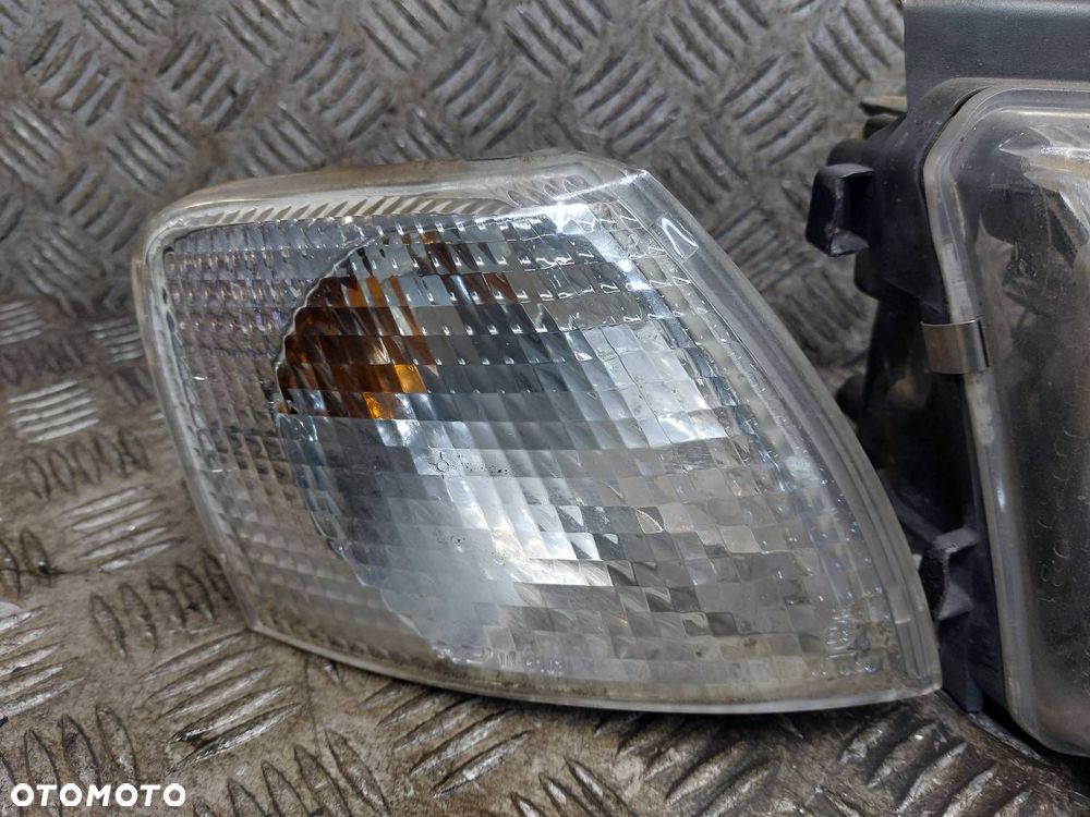 LAMPA LEWY PRZÓD + PRAWY PRZÓD + KIERUNKOWSKAZY VOLKSWAGEN PASSAT B5 EU - 3