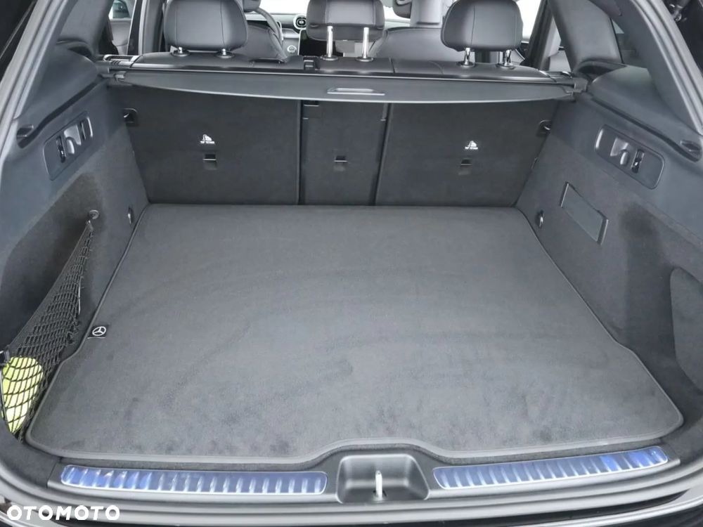 Mercedes-Benz GLC 200 d mHEV 4-Matic AMG Line - 26