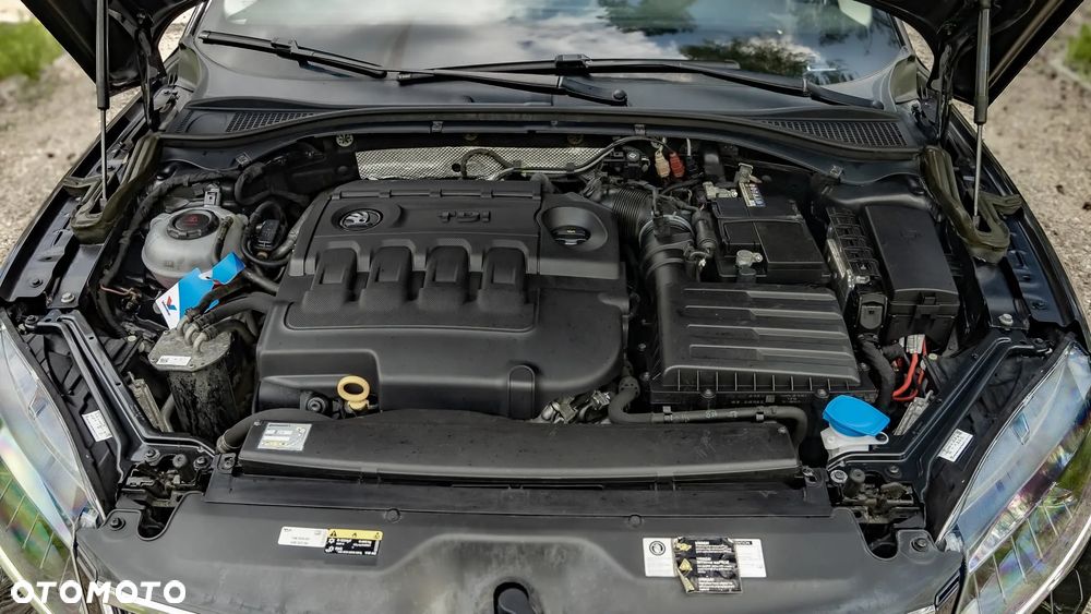 Skoda Superb 2.0 TDI 4x4 Ambition DSG - 4